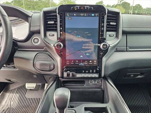 Certified 2022 RAM 1500 Laramie RWD image 27