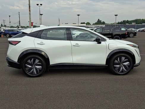Certified 2024 Nissan Ariya AWD image 8