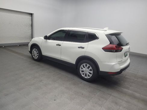 Used 2020 Nissan Rogue S FWD image 3