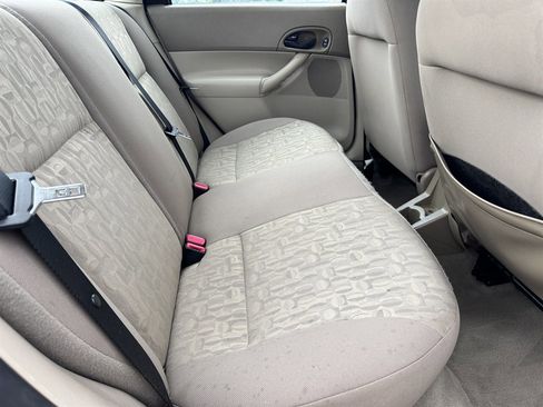 Used 2005 Ford Focus SE image 29