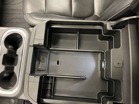 Used 2020 Chevrolet Silverado 1500 High Country image 27