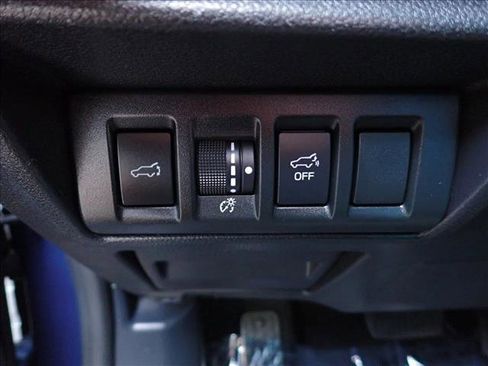 Used 2020 Subaru Outback Limited image 19