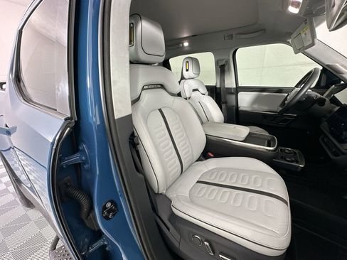 Used 2023 Rivian R1T Adventure AWD/4WD image 25