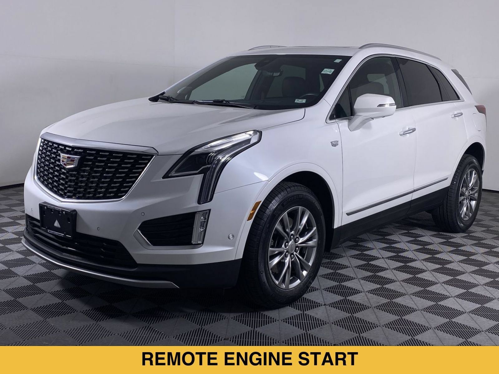 Certified 2023 Cadillac XT5 Premium Luxury w/ Technology Package AWD/4WD image 19