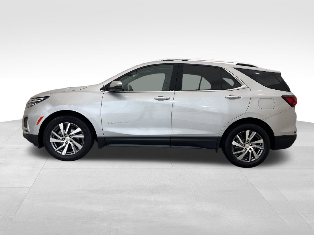 Used 2022 Chevrolet Equinox Premier FWD image 2