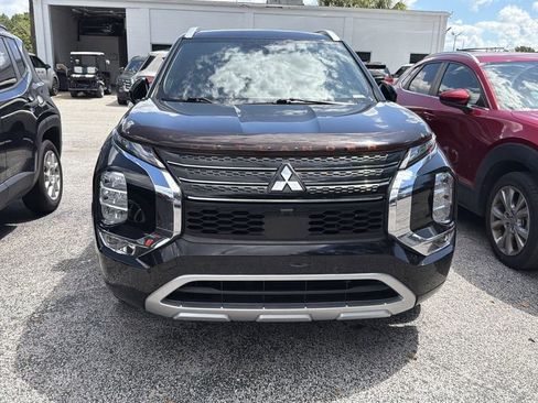 Used 2022 Mitsubishi Outlander SEL FWD image 2