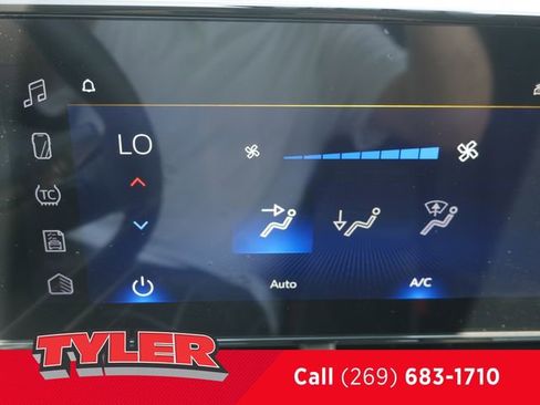 New 2025 Chevrolet Trax LT image 48