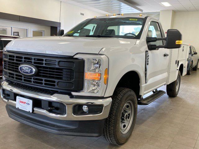 New 2026 Ford F250 XL w/ XL Chrome Package AWD/4WD image 4