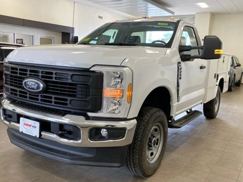 New 2026 Ford F250 XL w/ XL Chrome Package AWD/4WD image 4