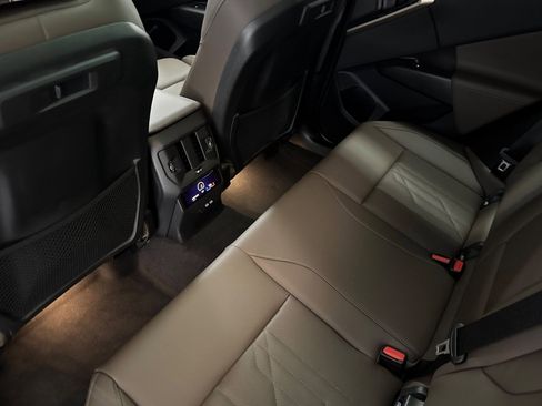 Used 2025 BMW X3 xDrive30i w/ Convenience Package image 29