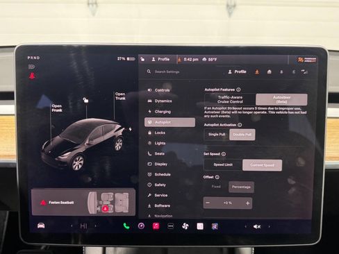 Used 2021 Tesla Model Y Long Range image 31