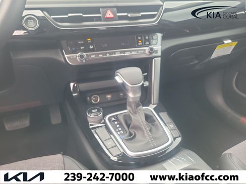 New 2026 Kia Seltos S FWD image 19
