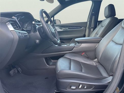 Certified 2022 Cadillac XT6 Premium Luxury w/ Technology Package image 15