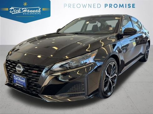 Used 2024 Nissan Altima 2.5 SR FWD image 1