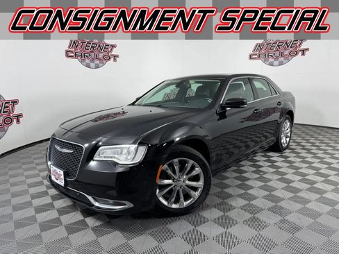 Used 2015 Chrysler 300 Limited w/ Driver Convenience Group AWD/4WD image 1