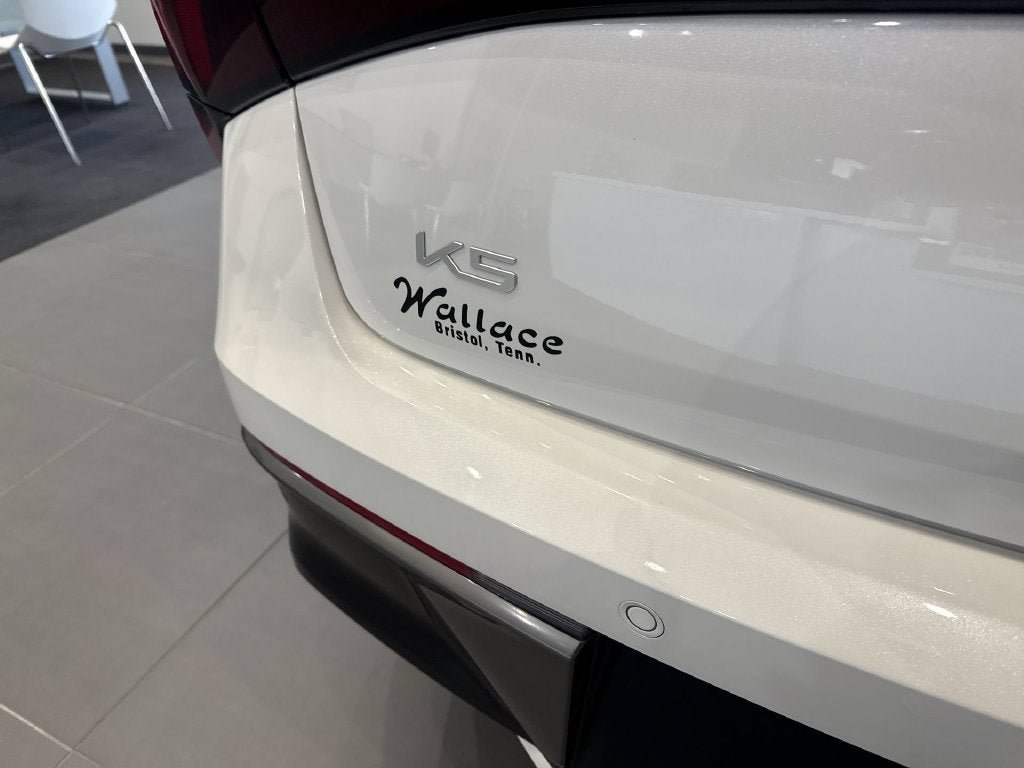 New 2026 Kia K5 LXS FWD image 7