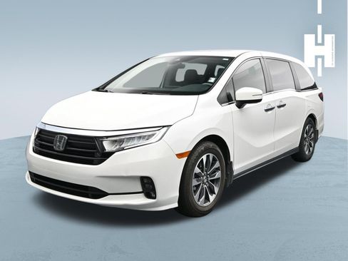Used 2024 Honda Odyssey EX-L image 3