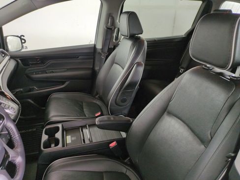 Used 2024 Honda Odyssey Elite image 13