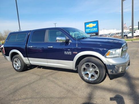 Used 2017 RAM 1500 Laramie AWD/4WD image 8