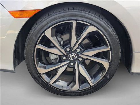 Used 2019 Honda Civic Sport image 23