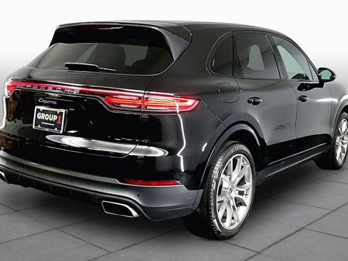 Used 2021 Porsche Cayenne AWD/4WD image 13