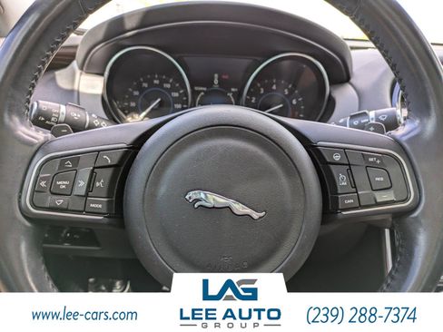 Used 2017 Jaguar XE First Edition image 23