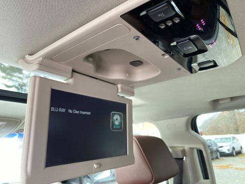 Used 2019 Chevrolet Tahoe Premier image 10