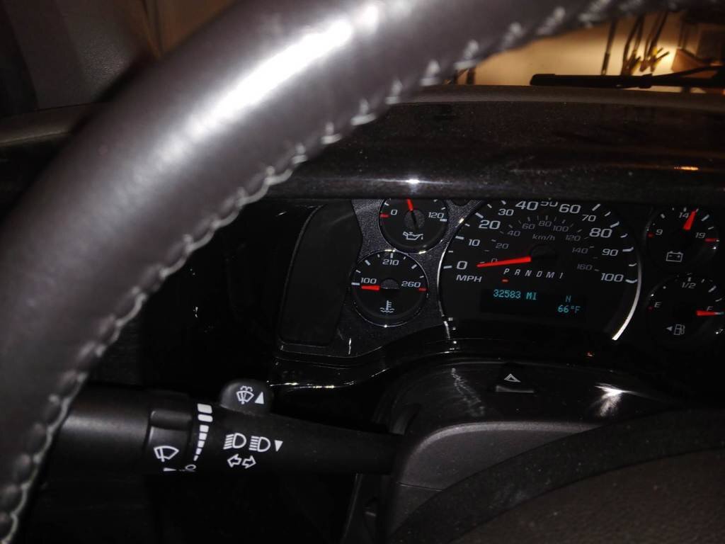 Used 2022 GMC Savana 2500 w/ Enhanced Convenience Package RWD image 6