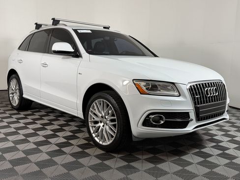 Used 2017 Audi Q5 2.0T Premium Plus w/ Technology Package AWD/4WD image 27
