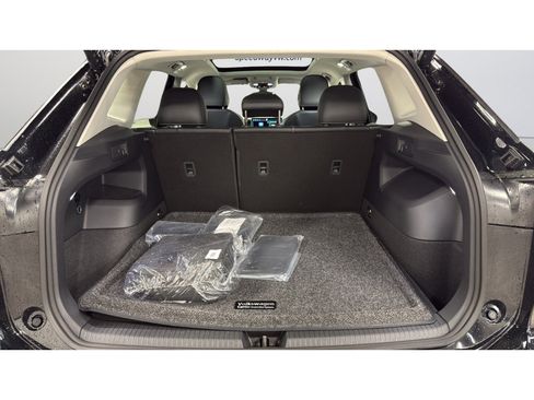 New 2026 Volkswagen Tiguan SE AWD/4WD image 38