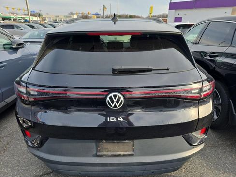 Used 2023 Volkswagen ID.4 Pro S image 6
