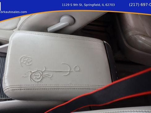 Used 2011 GMC Acadia Denali image 37