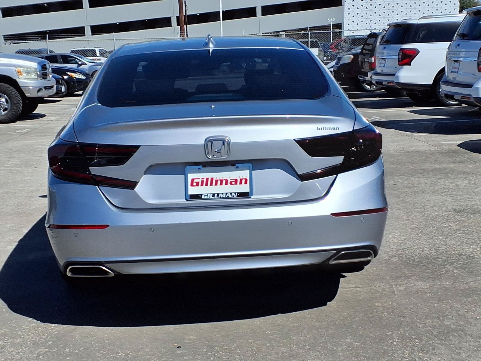 Used 2018 Honda Accord Touring image 25