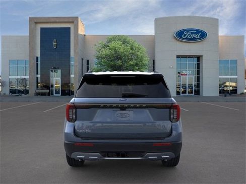 New 2026 Ford Explorer Active w/ Active Comfort Package image 5