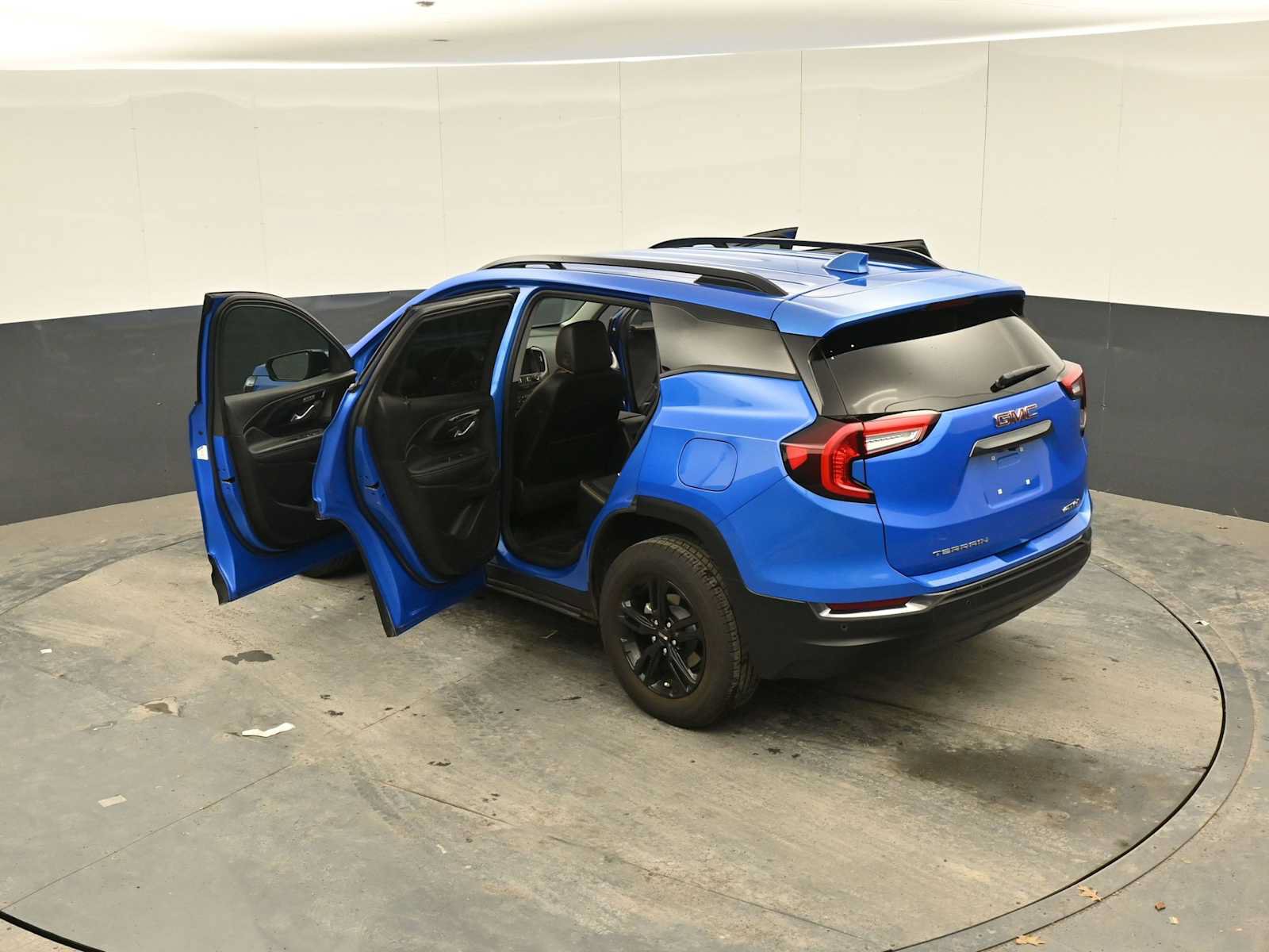Used 2024 GMC Terrain AT4 w/ Infotainment Package II AWD/4WD image 57