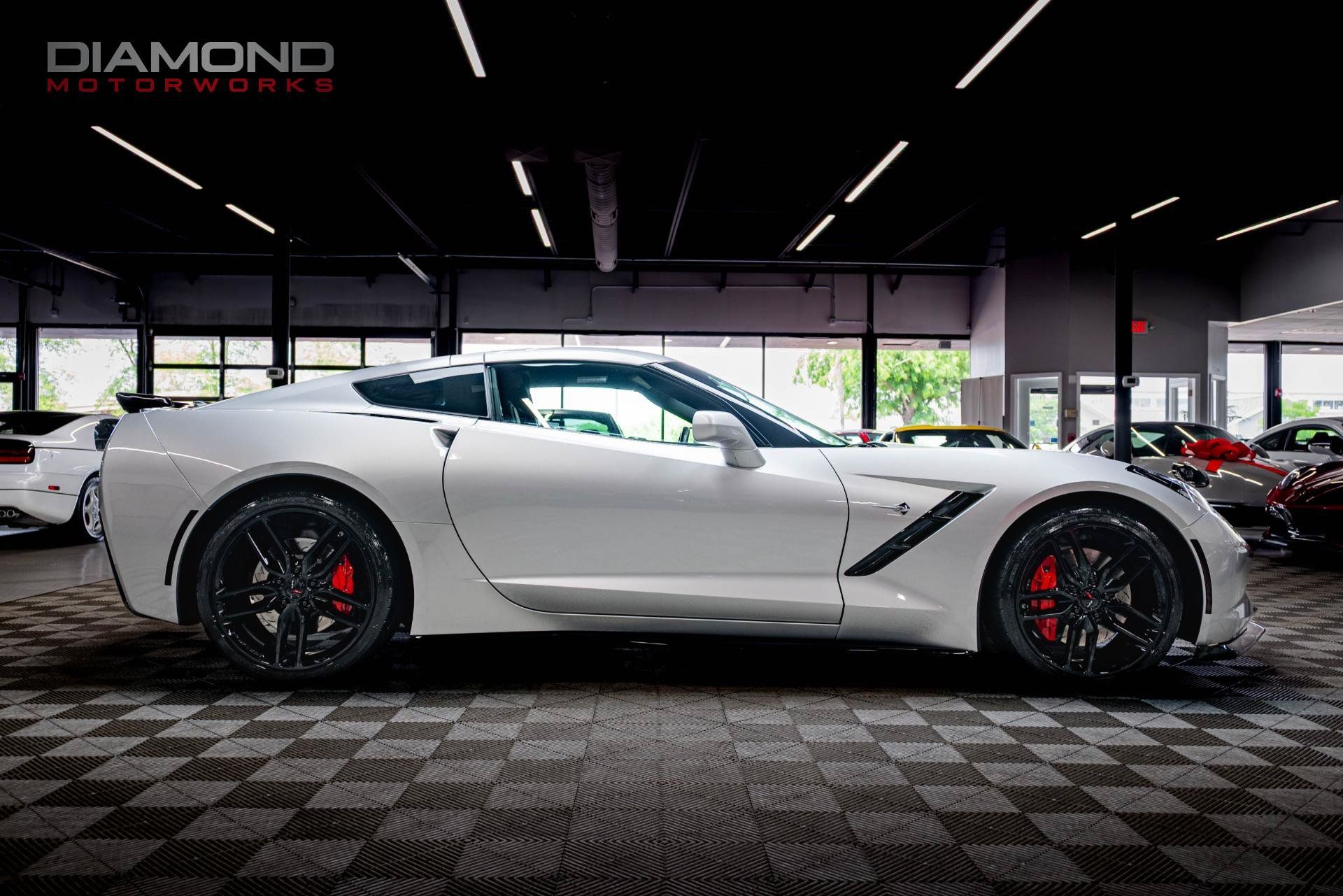 Used 2019 Chevrolet Corvette Stingray Coupe RWD image 23