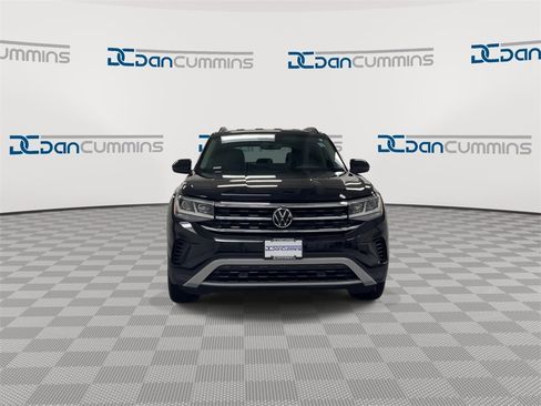Used 2023 Volkswagen Atlas SE image 3
