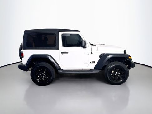 Used 2023 Jeep Wrangler Sport image 11