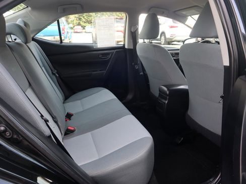 Used 2017 Toyota Corolla L FWD image 34