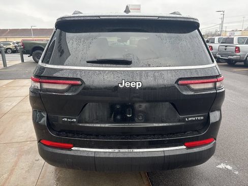 Used 2023 Jeep Grand Cherokee L Limited AWD/4WD image 11