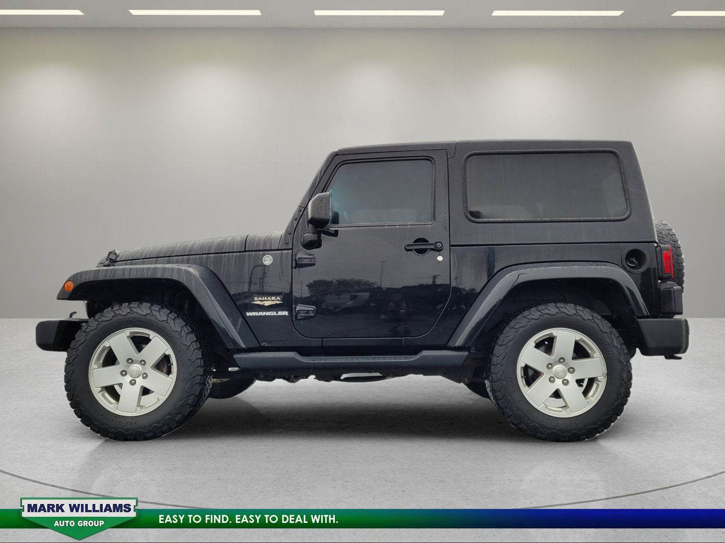 Used 2012 Jeep Wrangler Sahara w/ Connectivity Group AWD/4WD image 7