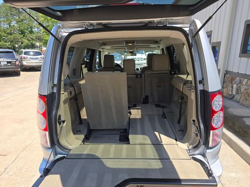 Used 2011 Land Rover LR4 HSE LUX image 20