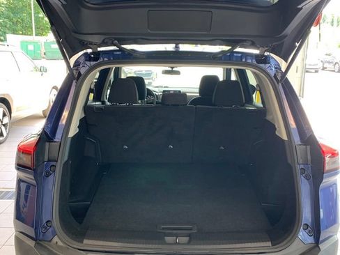 Used 2021 Nissan Rogue S AWD/4WD image 9
