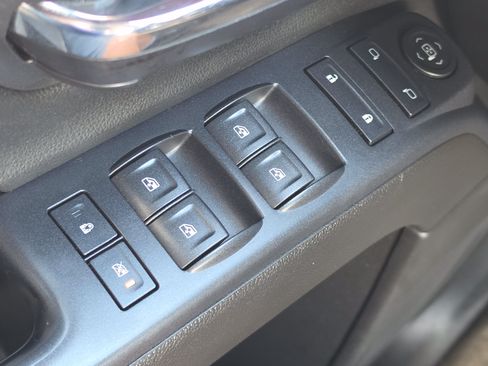 Used 2015 Chevrolet Silverado 1500 LS RWD image 10