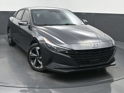 Used 2023 Hyundai Elantra SEL w/ Convenience Package