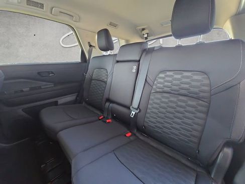 New 2026 Nissan Pathfinder SV image 22