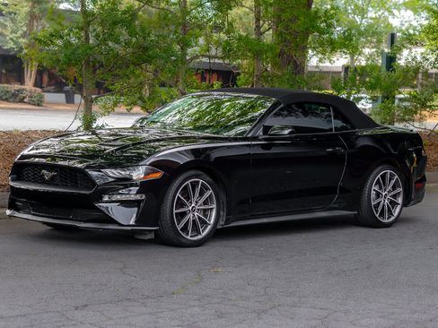 Used 2019 Ford Mustang Premium w/ Equipment Group 201A RWD image 53