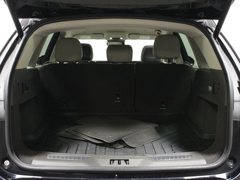 Used 2024 Lincoln Nautilus Premier image 14