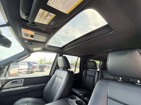 Used 2017 Ford Expedition Max Limited AWD/4WD image 20