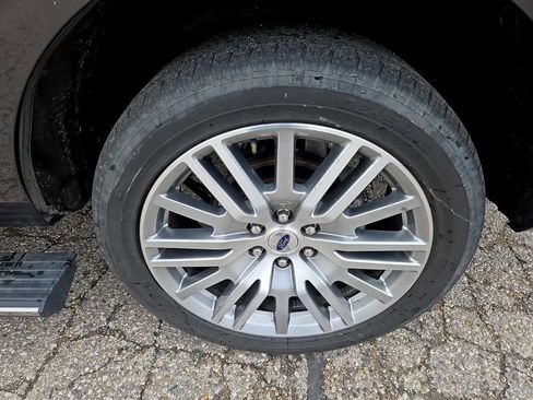 Used 2024 Ford Expedition Limited AWD/4WD image 34